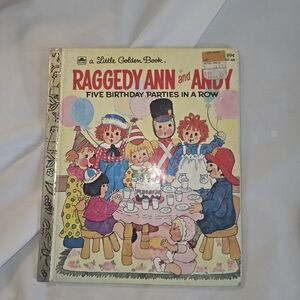 Raggedy Ann And Andy Book
